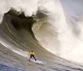 开云体育官网-浓眉关键战不手软，山西队压制火箭，团队篮球的胜利密码