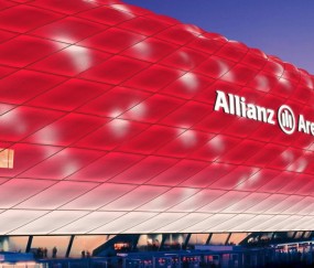 开云体育下载-乌拉圭粉碎希腊，萨内如何用一记传球改写足球哲学